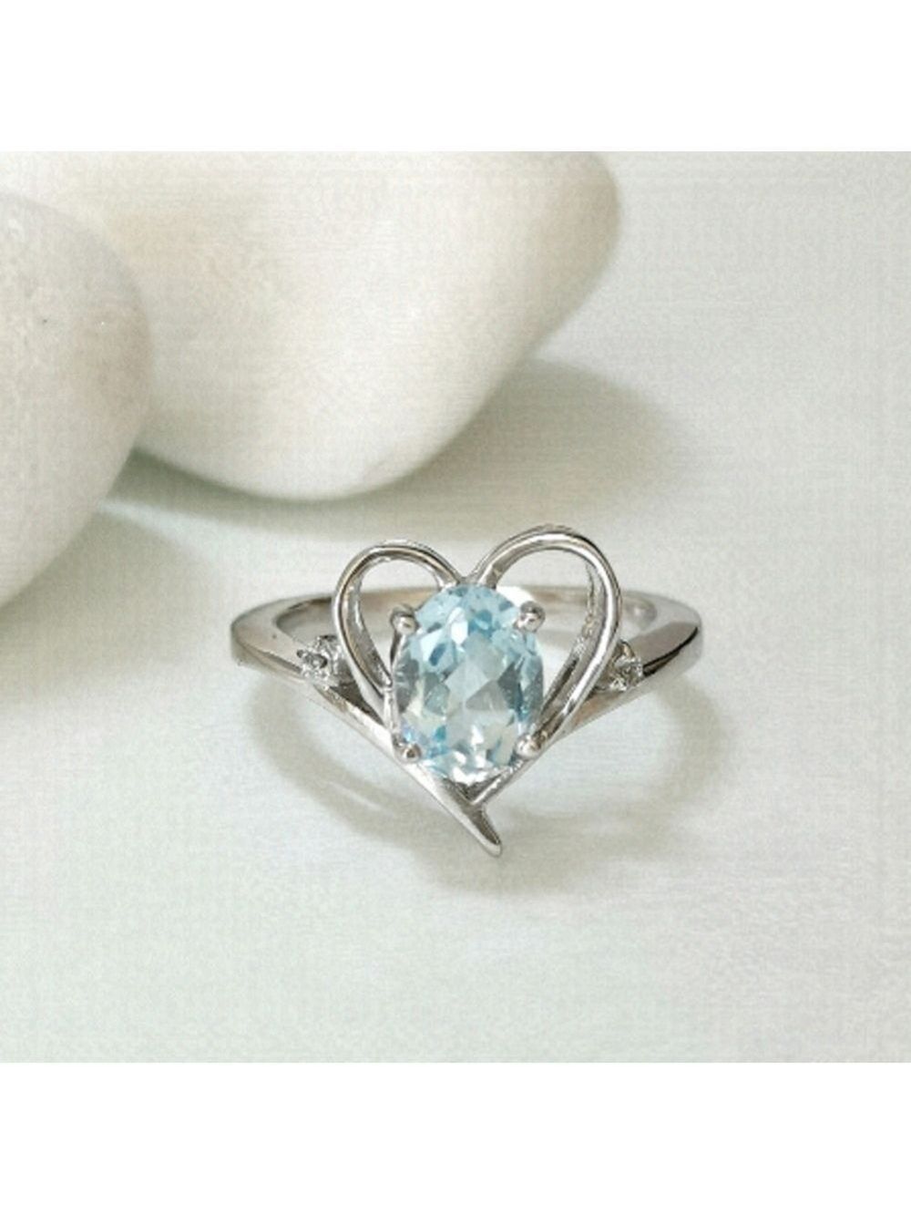 Sky Blue Topaz Ring in Heart with Diamond accents size 6 🆕
